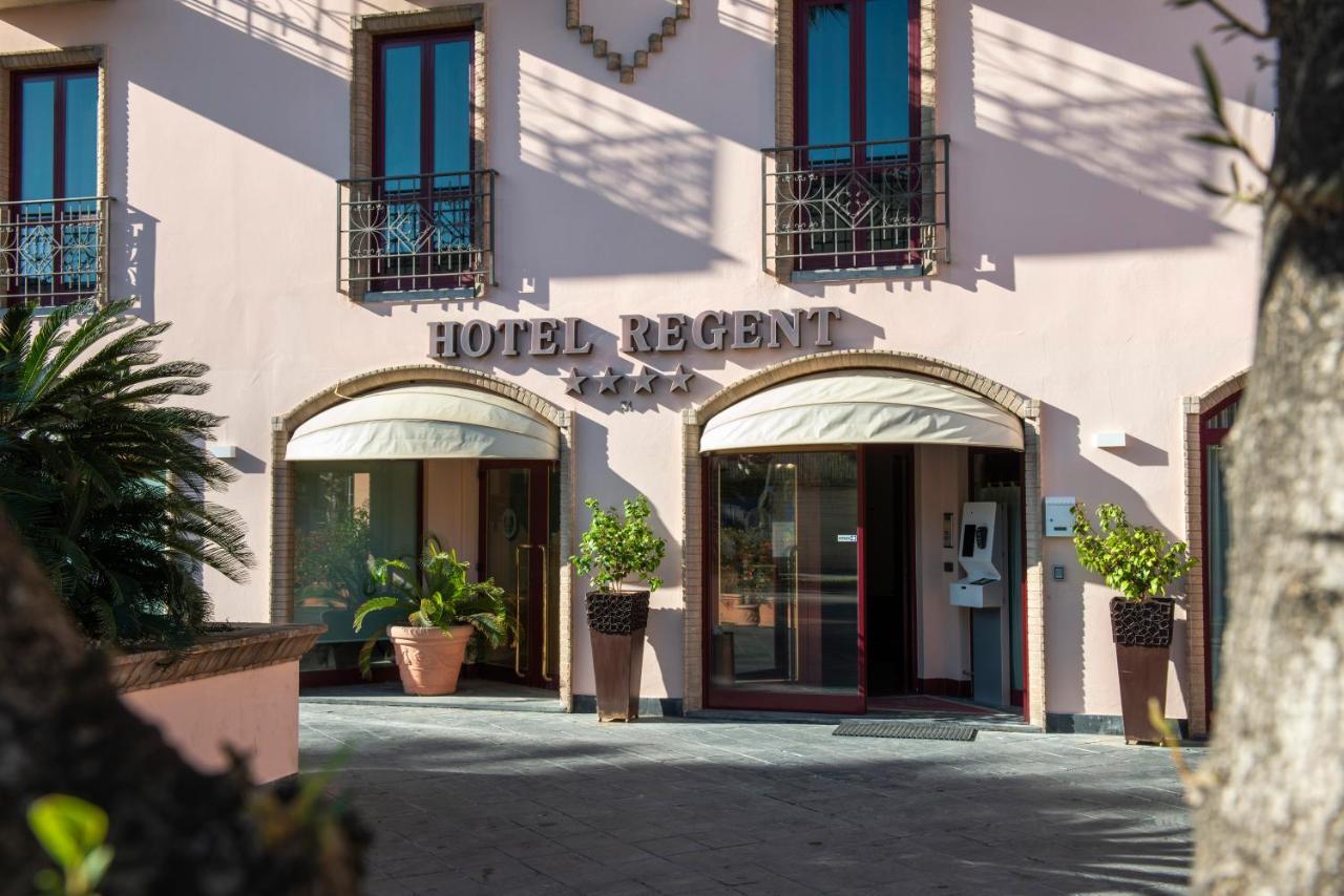 Hotel Regent - In Pieno Centro San Benedetto del Tronto Esterno foto